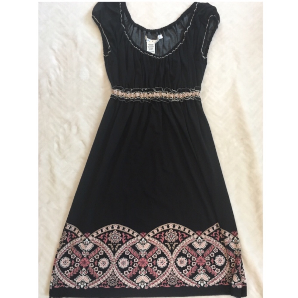 Empire waist dress with floral detail